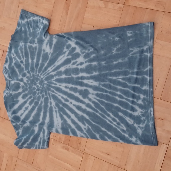 Tie dyed tee shirts VW van blue and green women's size small - Picture 5 of 5